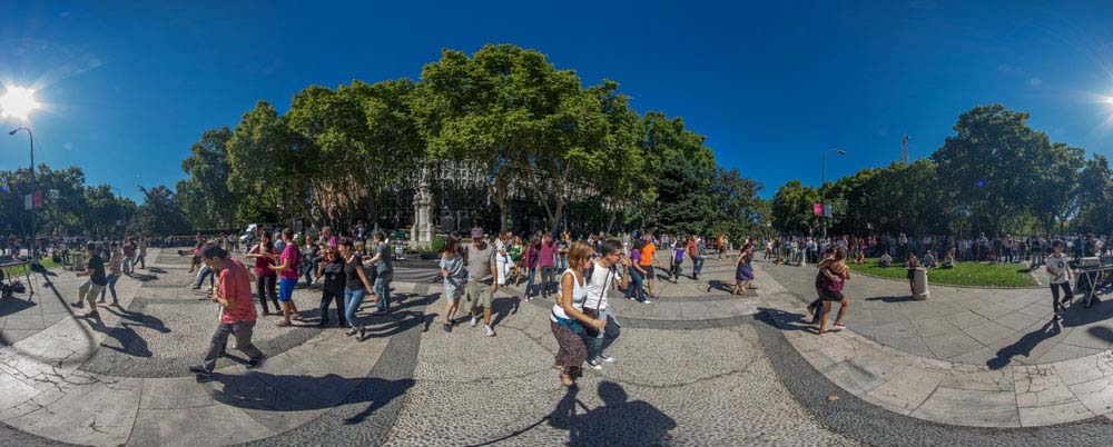 Panorámica esférica del Paseo del Prado, Swing, lindy hop en el Paseo del Prado